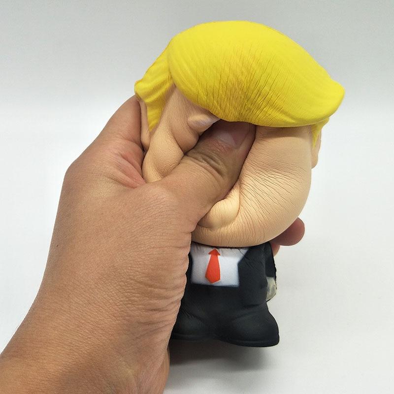 Estatueta Vintage De Donald Trump