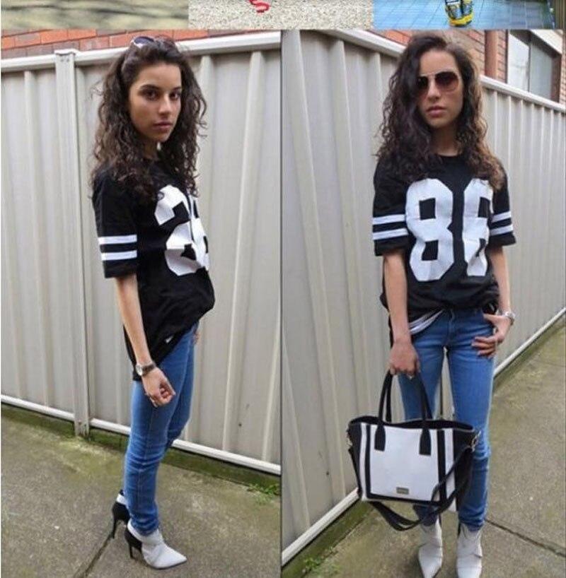 Camiseta Feminina Listrada De Beisebol Vintage